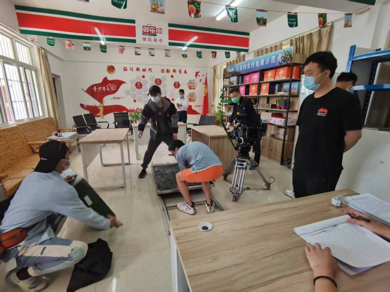 固始县广告片拍摄公司：极简主义践行者，少即是多的视觉哲学